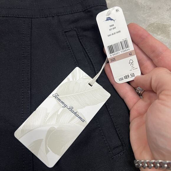 NWT TOMMY BAHAMA KEY GRIP BLUE TAHOE 9.5 CARGO TENCEL COTTON SHORTS MENS 42 - Picture 3 of 9